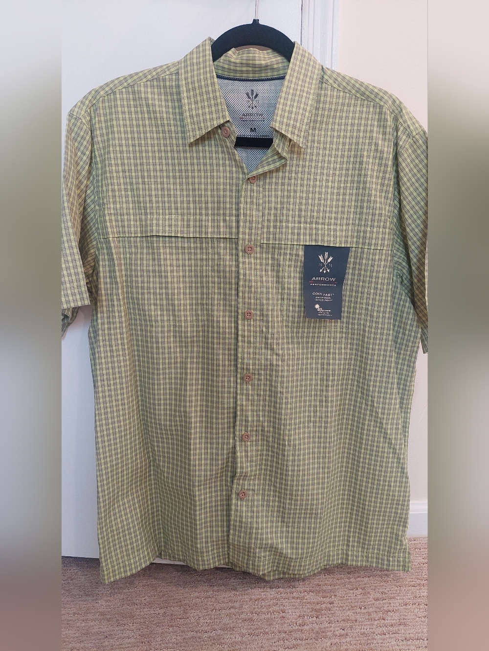 Arrow Men's Light Green Plaid Short Sleeve Button-Down Shirt